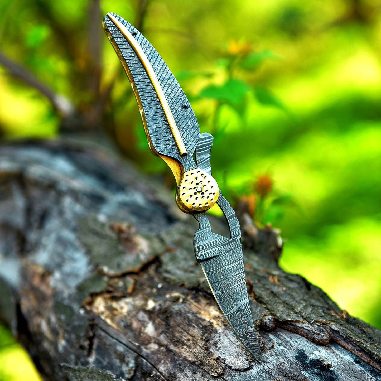 8.5" Leaf Style Damascus Steel Custom Handmade Folding Knife
